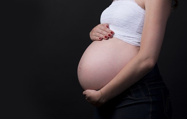 barriga de embarazada. Preocupaciones durante el embarazo